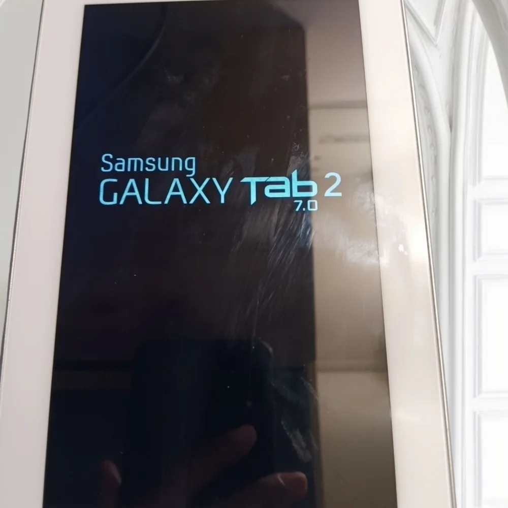 Verizon Samsung 4G LTE Tablet with Charger